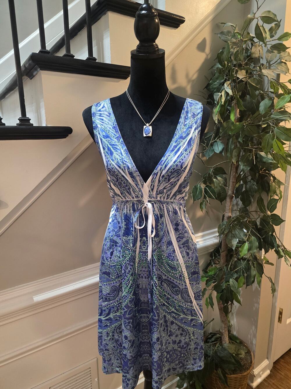 ING Dress Women's SZ XL Multicolor Paisley Rhinestone Empire Tie V-Neck